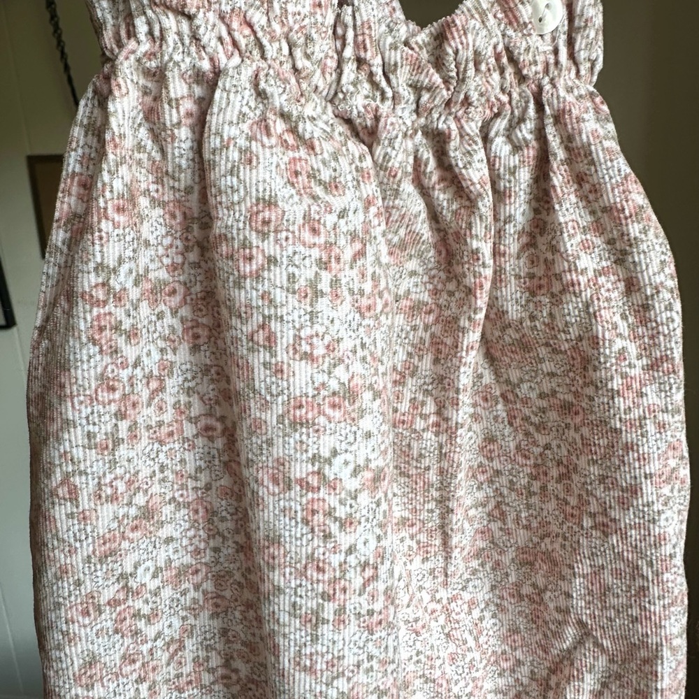 Kids Floral Suspender One-Piece Romper in Soft Pink - Picture 3 of 3